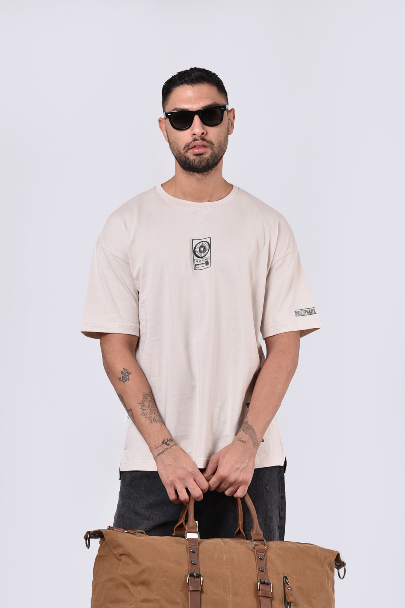 تیشرت آستین کوتاه چاپی