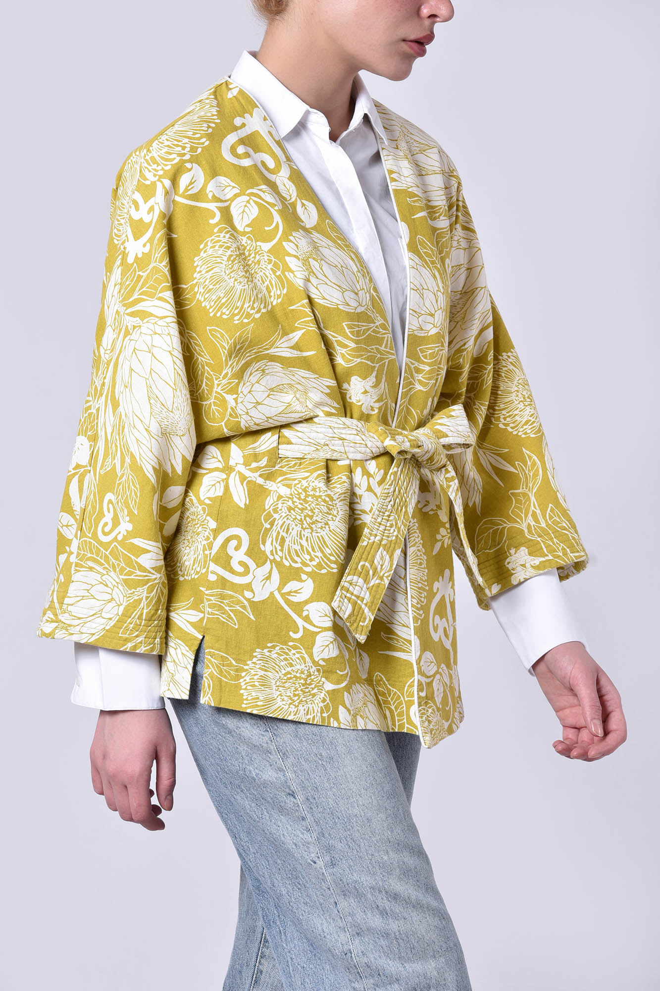 مانتو طرحدار