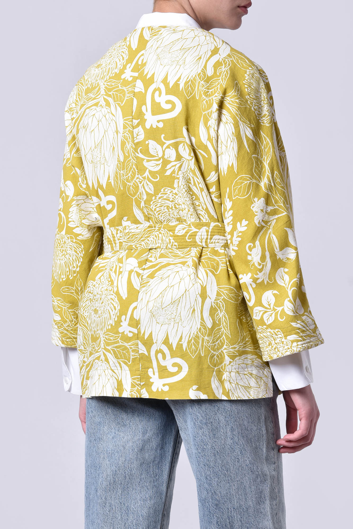 مانتو طرحدار