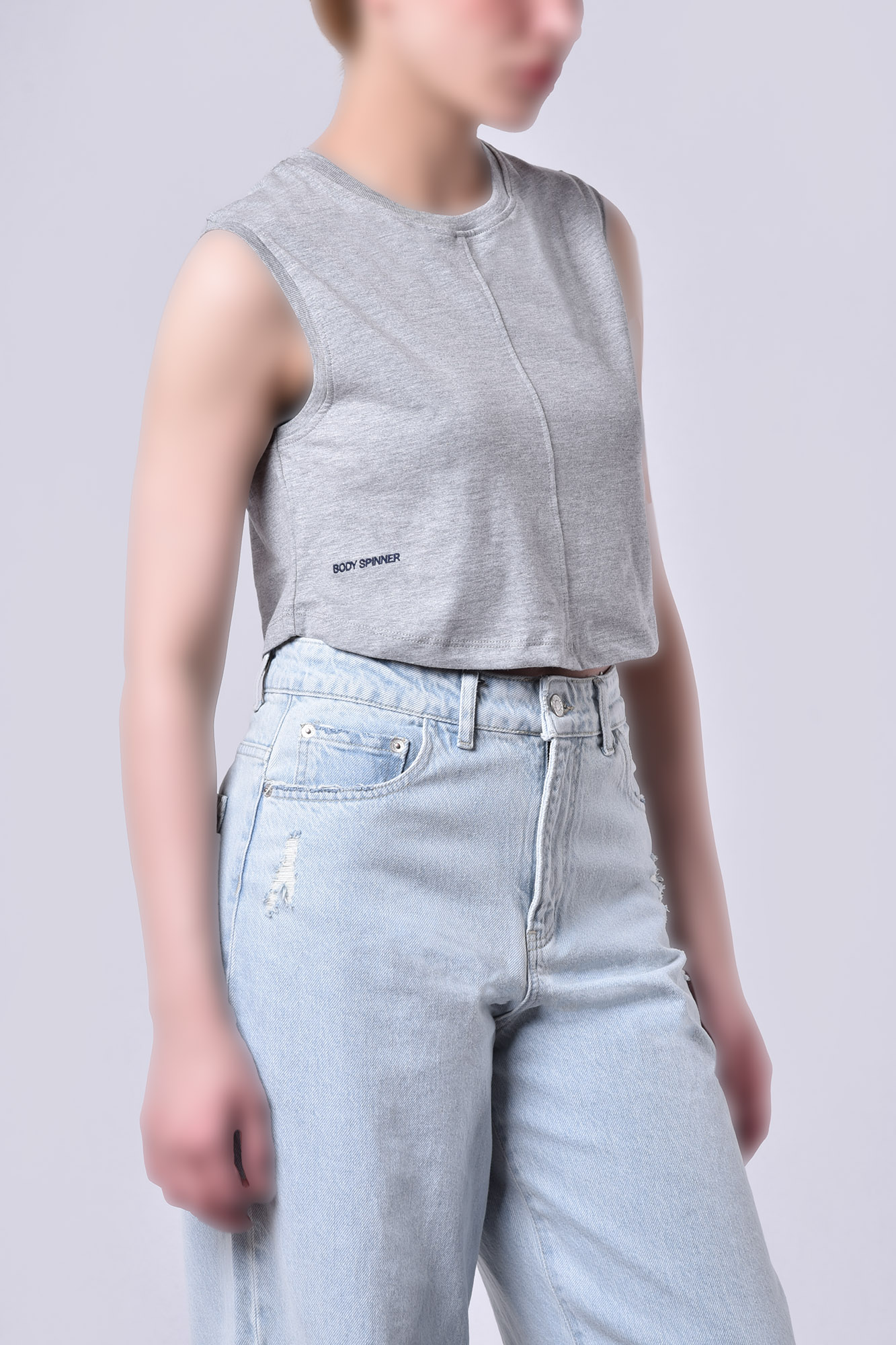 تاپ تیشرتی گلدوزی زنانه