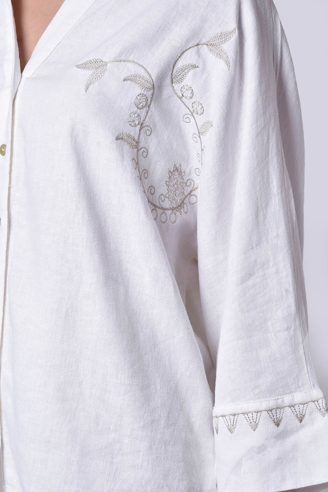 شومیز آستین بلند گلدوزی