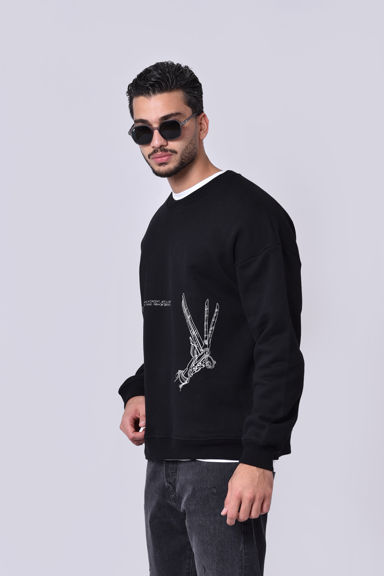 سوئیشرت یقه گرد دورس