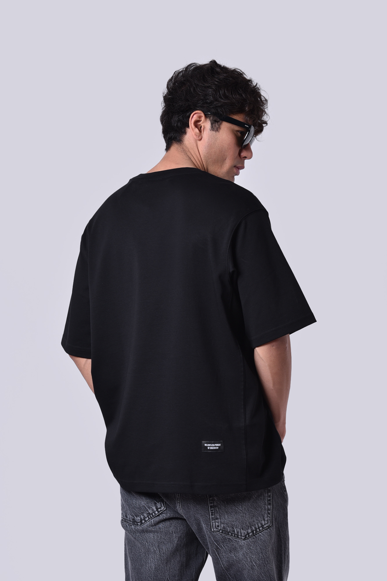 تیشرت آستین کوتاه گلدوزی