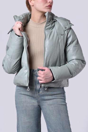 کاپشن کوتاه ساده زنانه