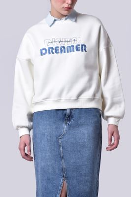 سوئیشرت گلدوزی