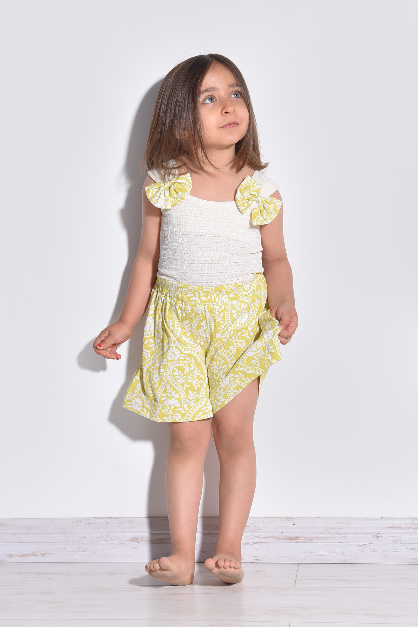 شلوارک پارچه ای طرحدار دخترانه