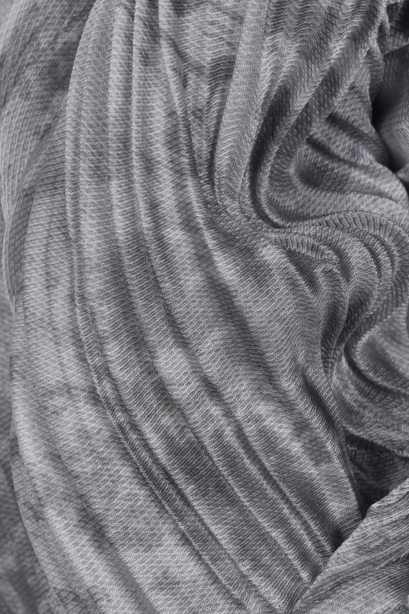 شال طرحدار زنانه