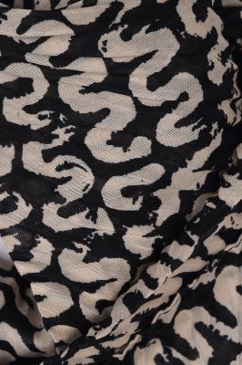 شال طرحدار زنانه