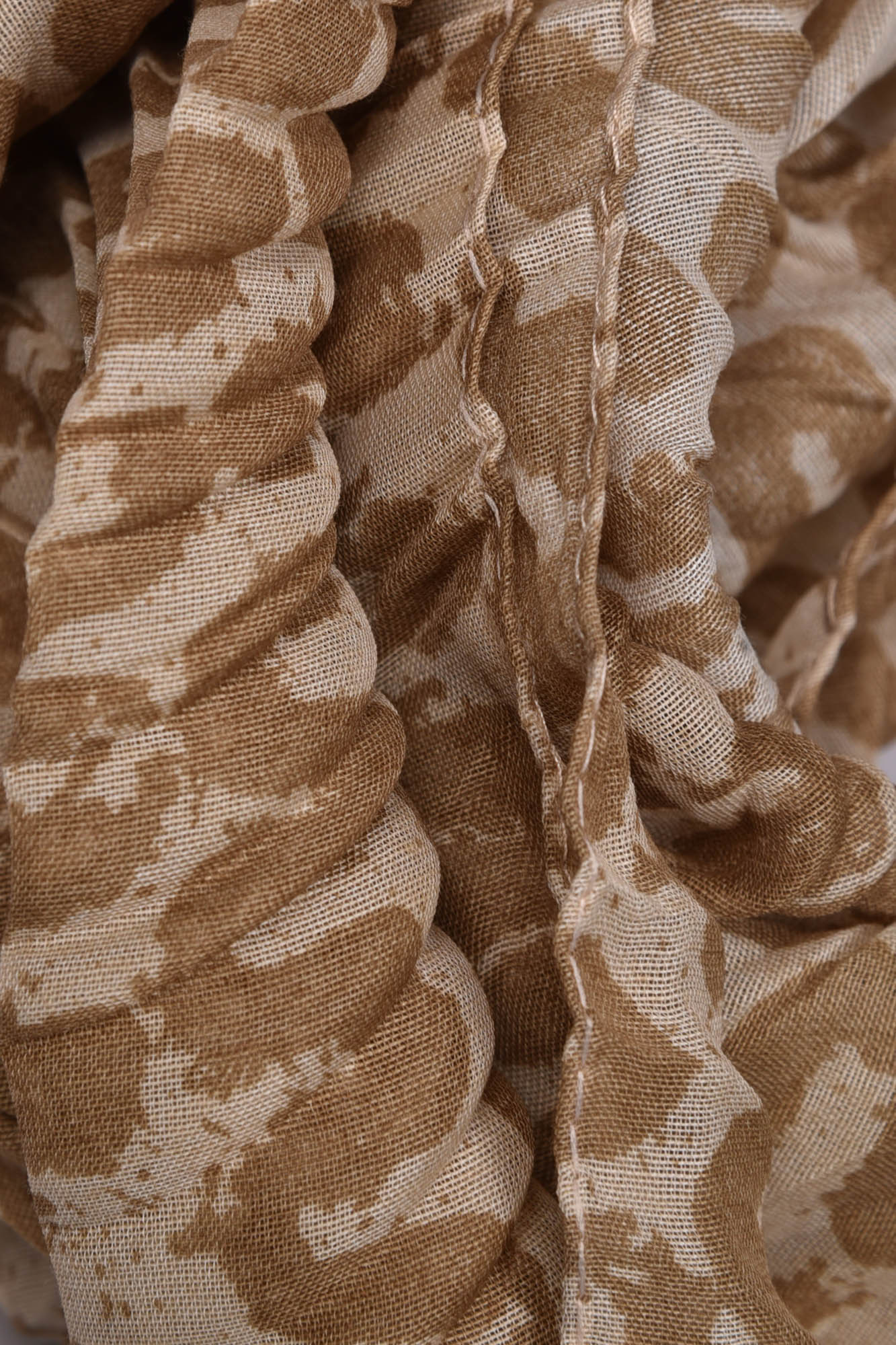 شال طرحدار زنانه