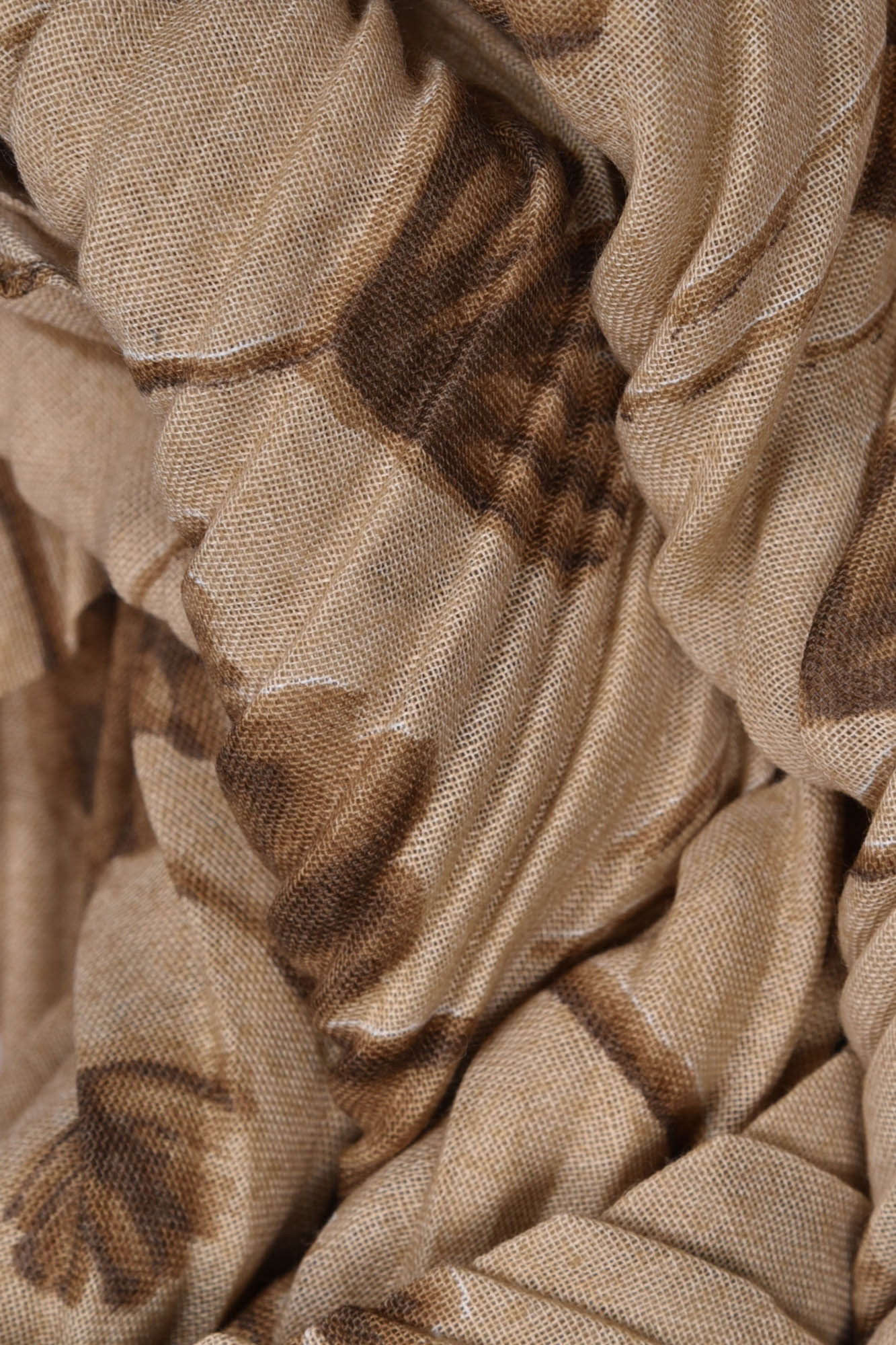 شال طرحدار زنانه