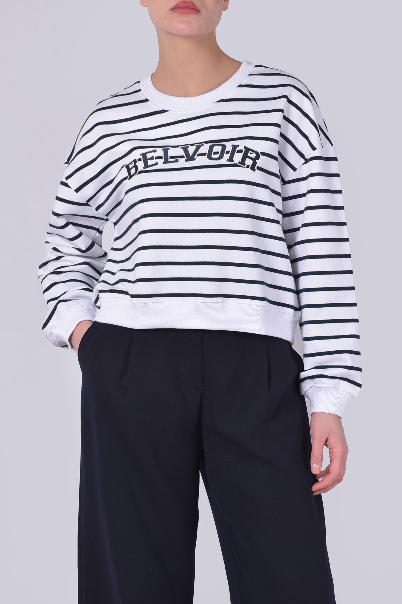 سوئیشرت گلدوزی زنانه