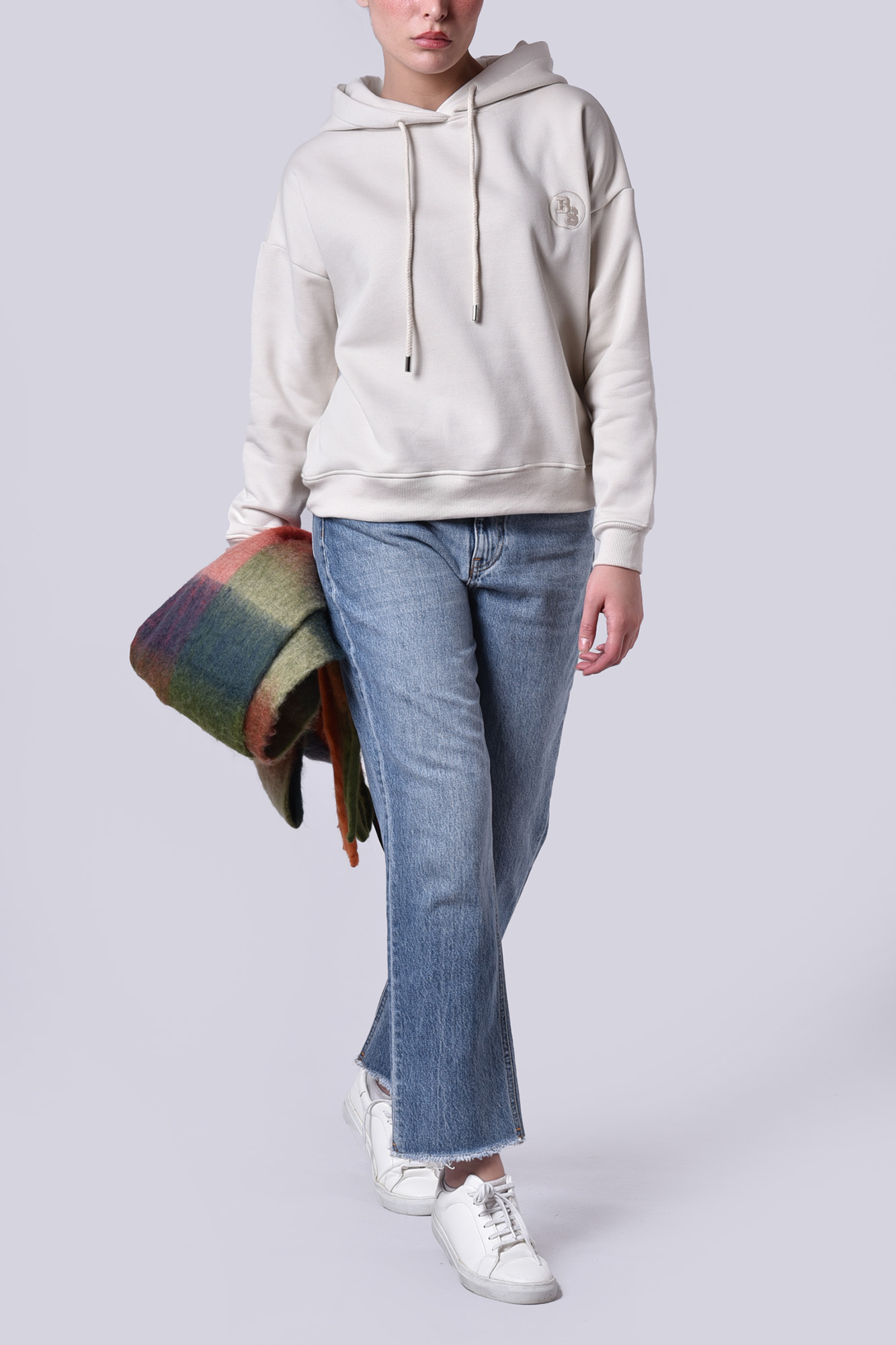 هودی گلدوزی