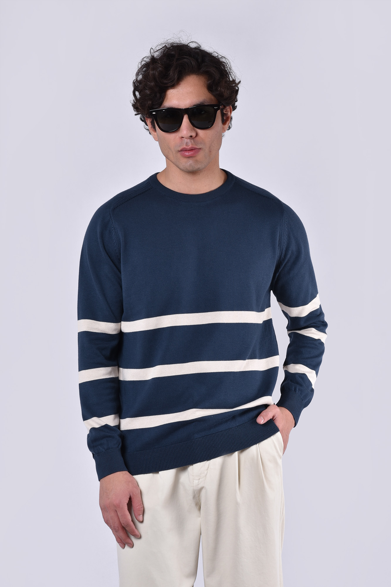 بافت یقه گرد راه راه