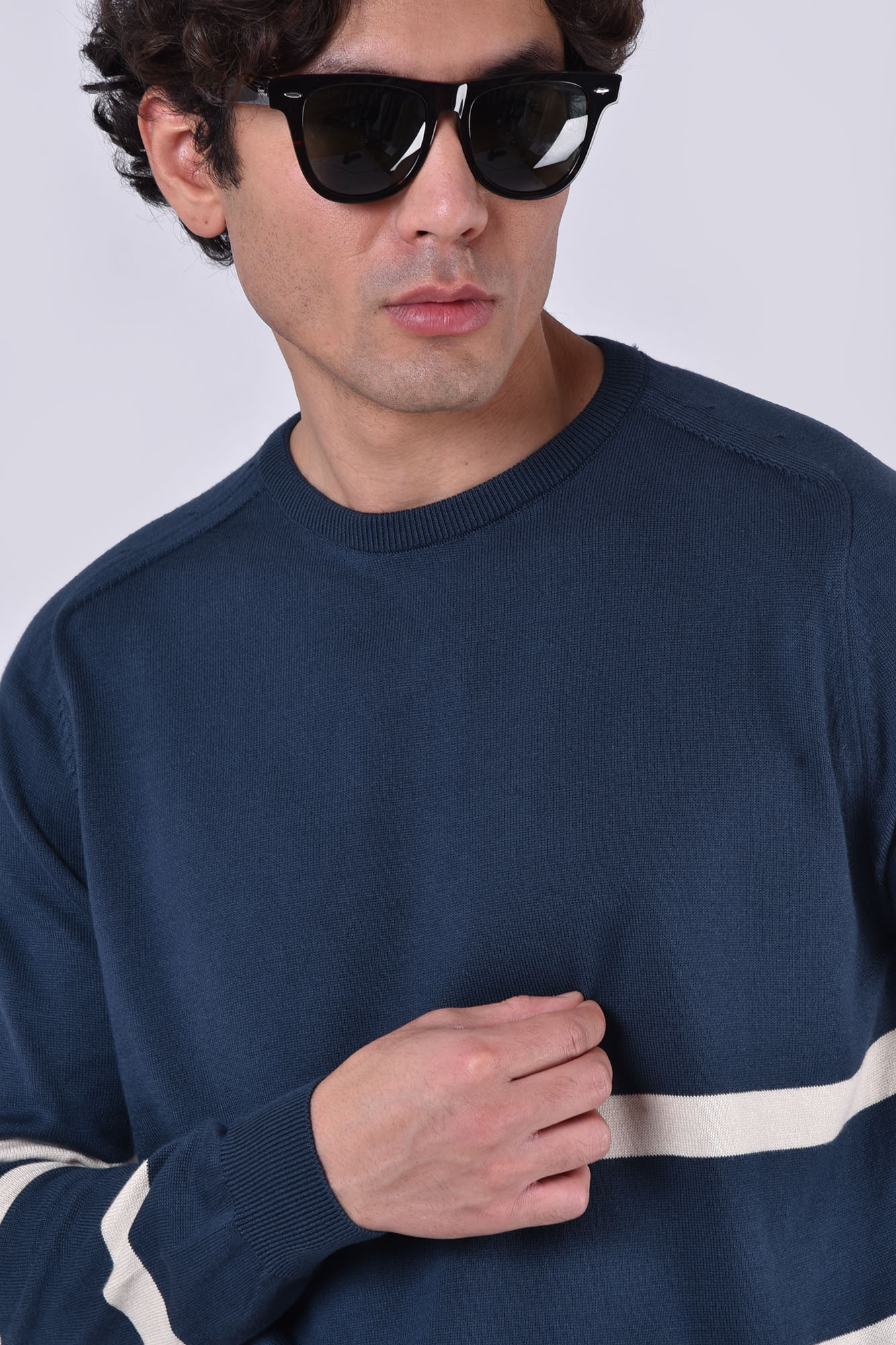 بافت یقه گرد راه راه