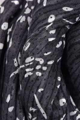 شال طرحدار زنانه