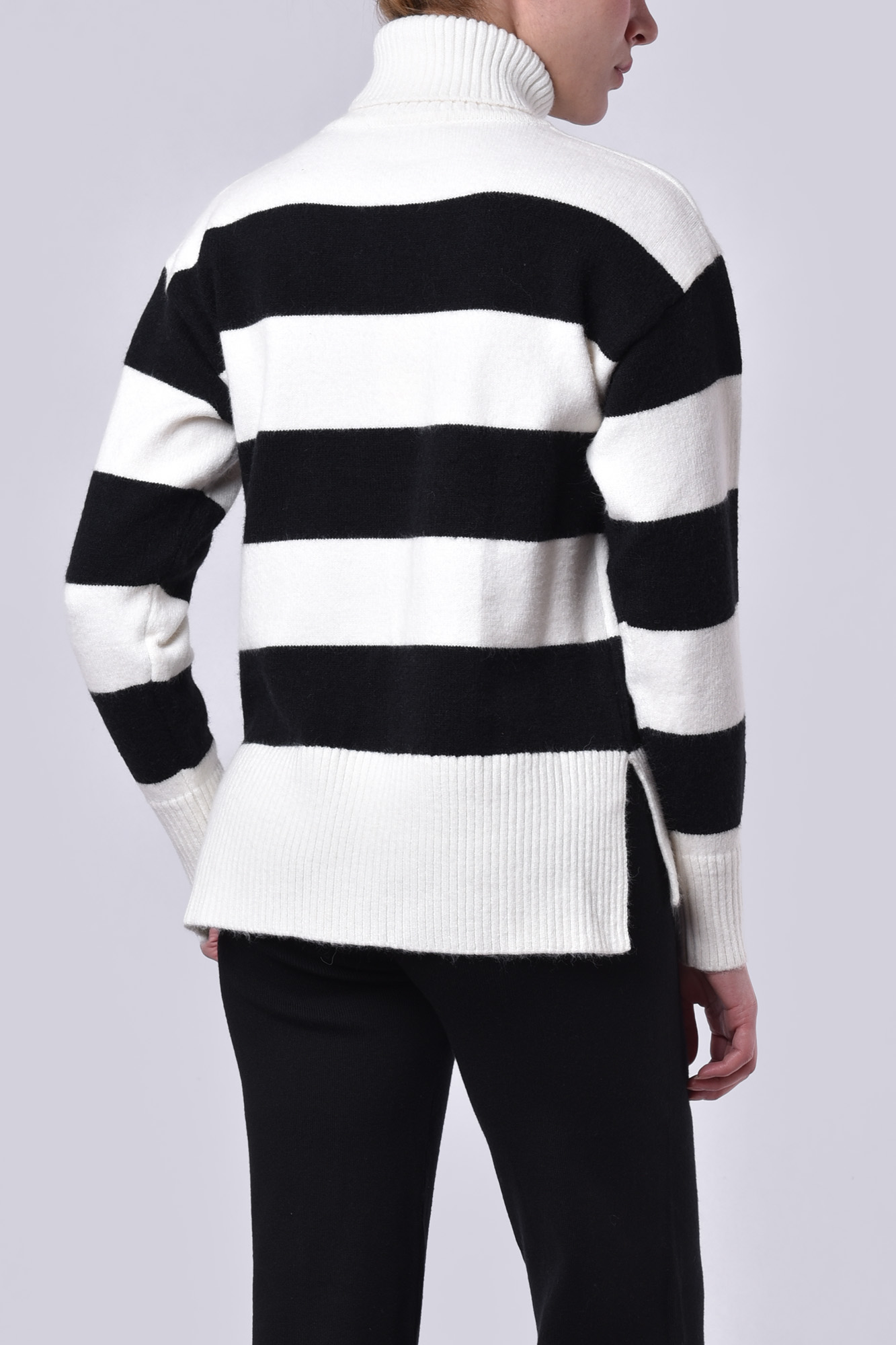 بافت یقه اسکی راه راه