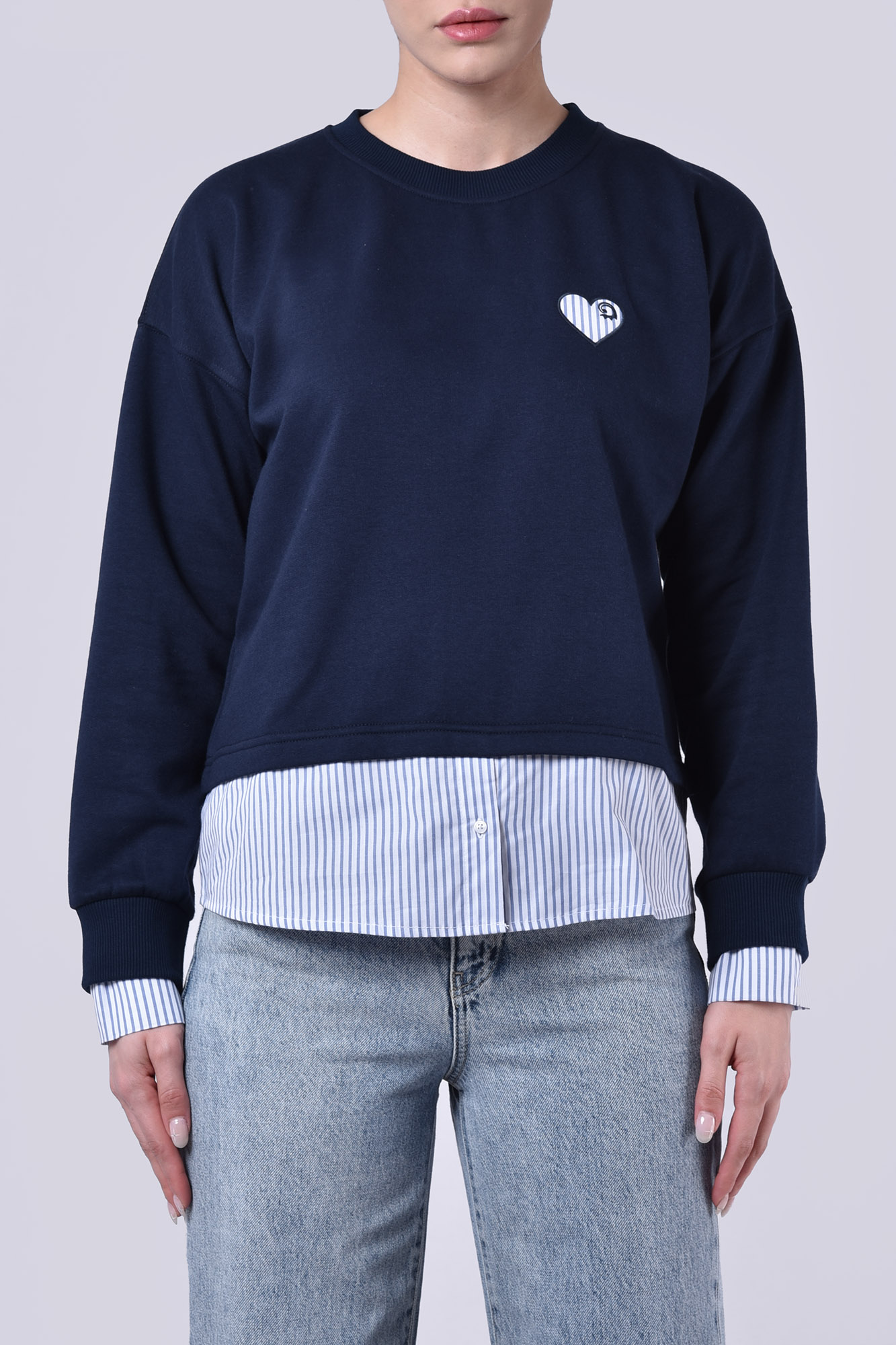 سوئیشرت یقه گرد گلدوزی