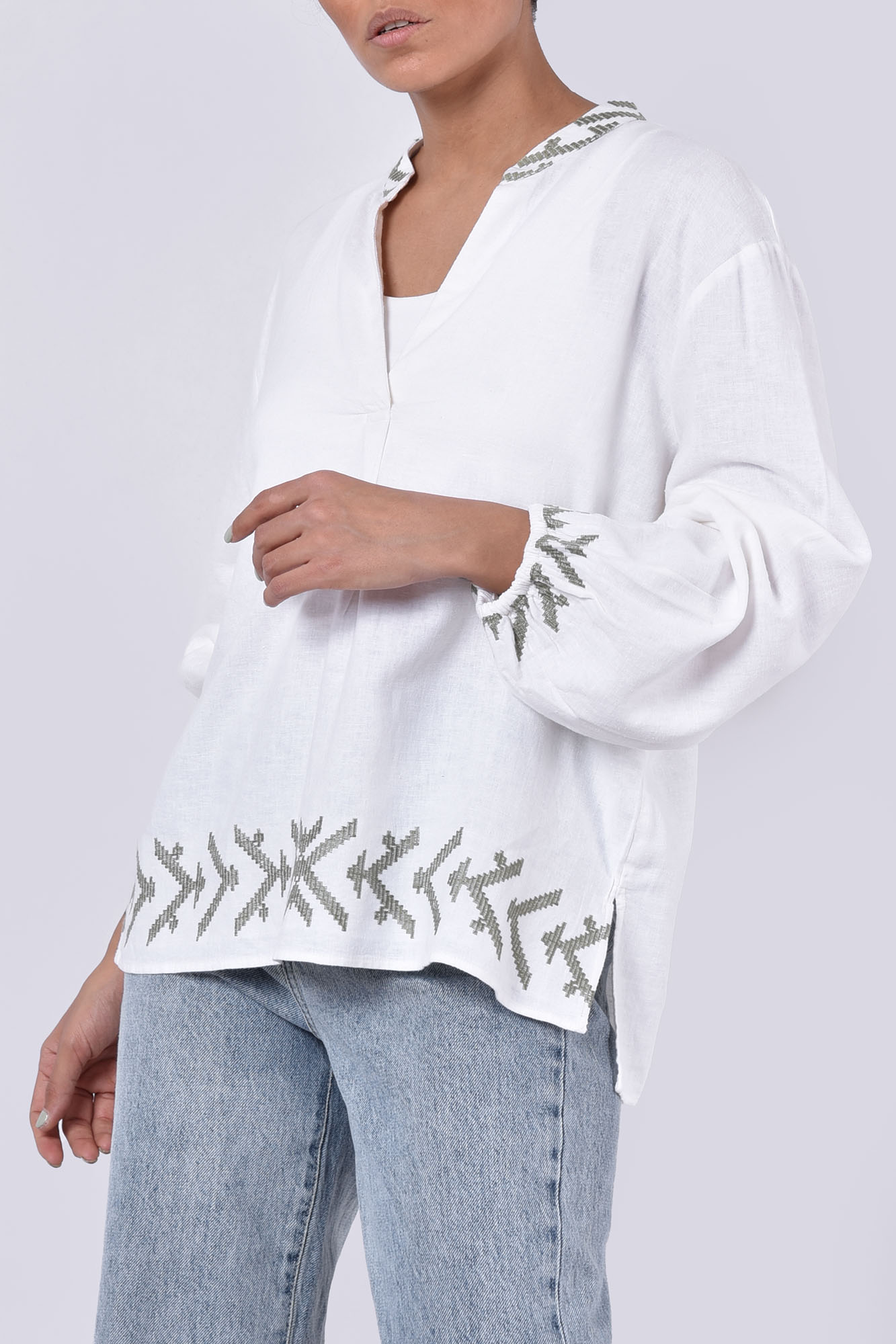 بلوز آستین بلند گلدوزی