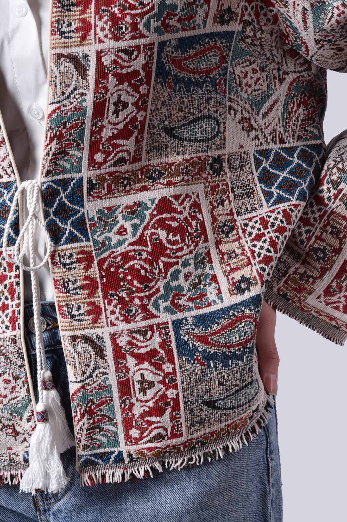 مانتو کوتاه طرحدار