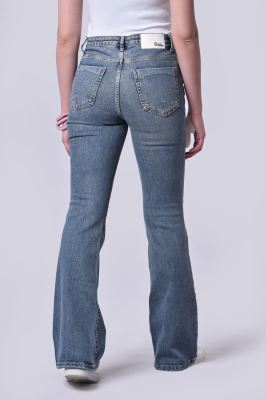 شلوار جین بوت کات