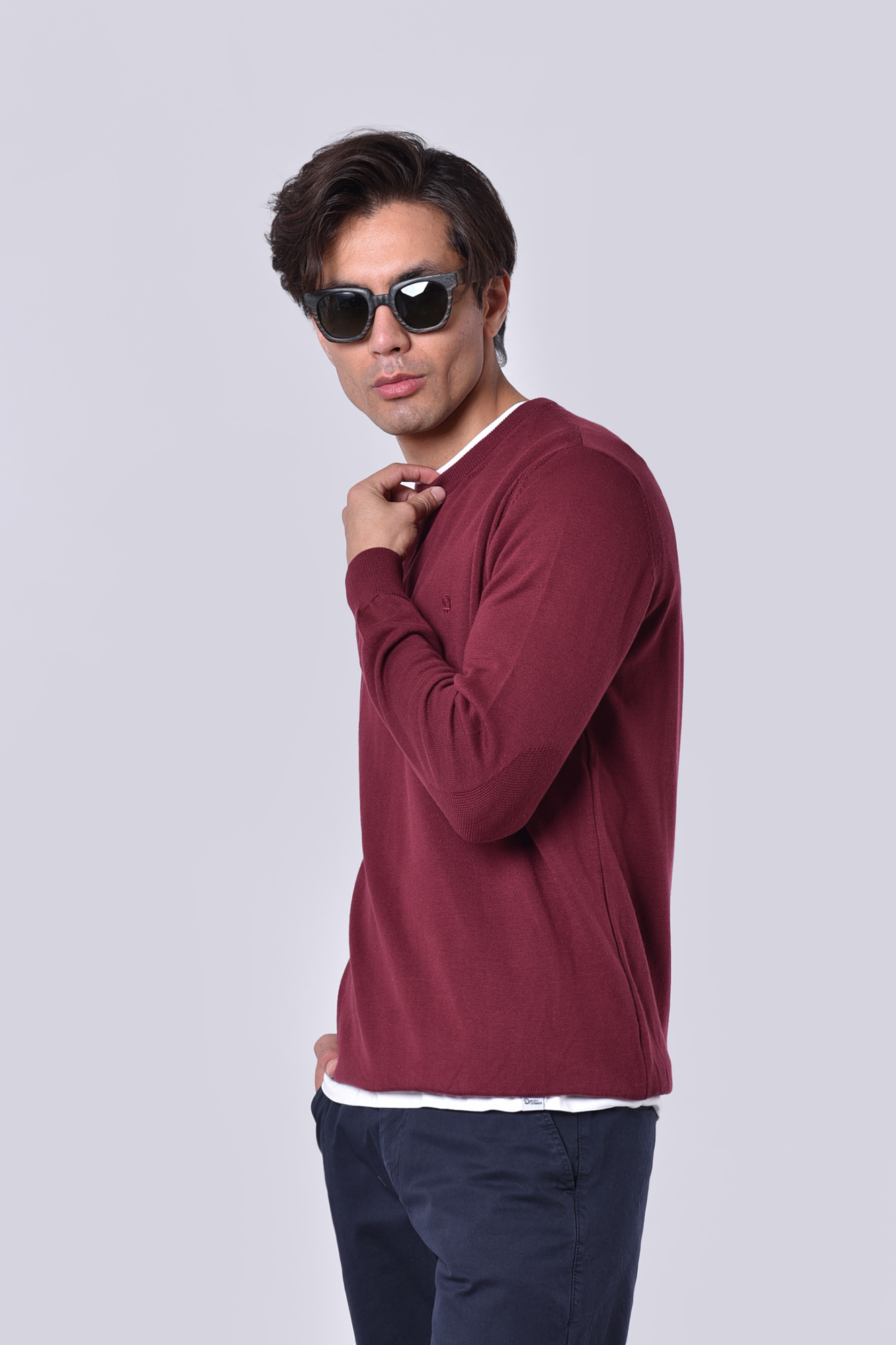 بافت یقه گرد ساده