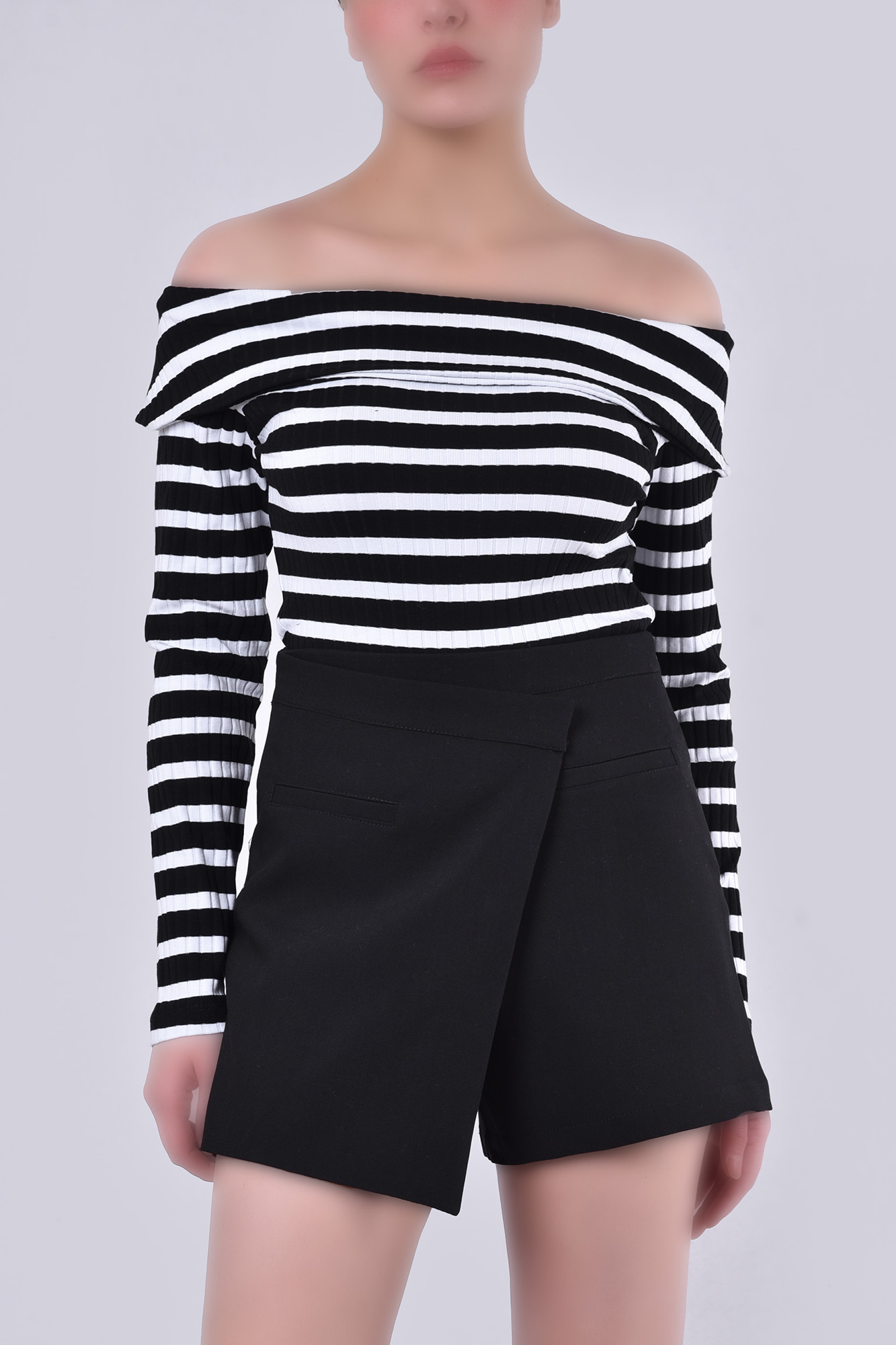 تیشرت آستین بلند راه راه