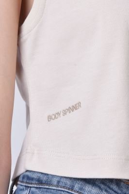 تاپ تیشرتی گلدوزی