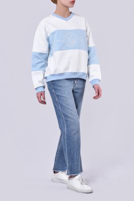 سوئیشرت گلدوزی