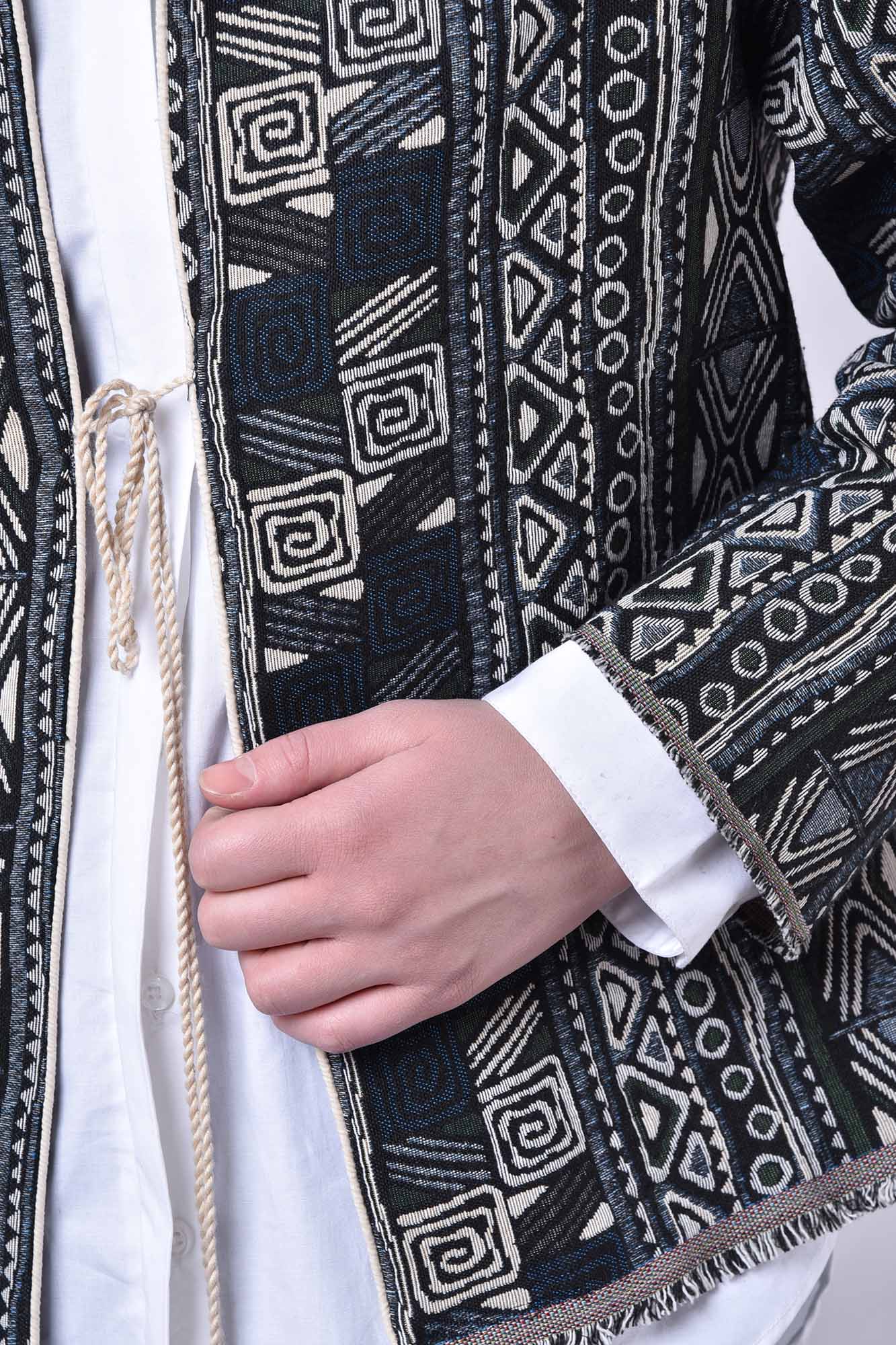 مانتو طرحدار