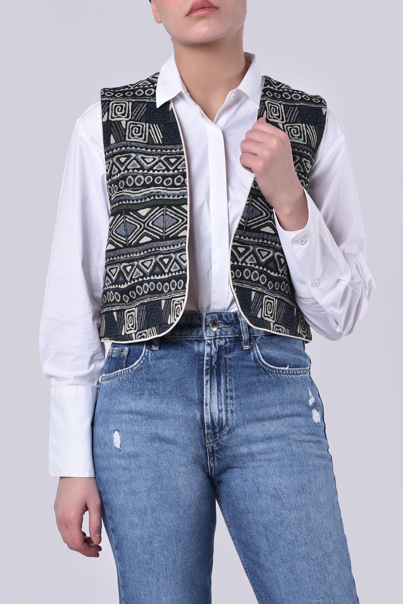 وست کوتاه طرحدار