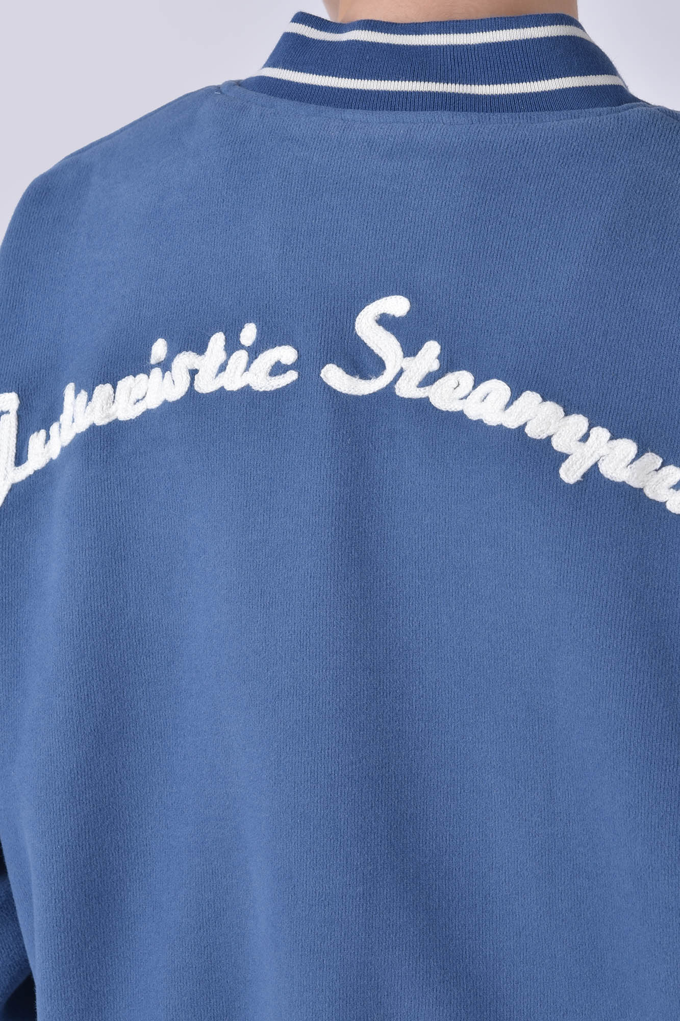 بامبرجکت گلدوزی