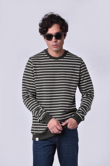 سوئیشرت راه راه