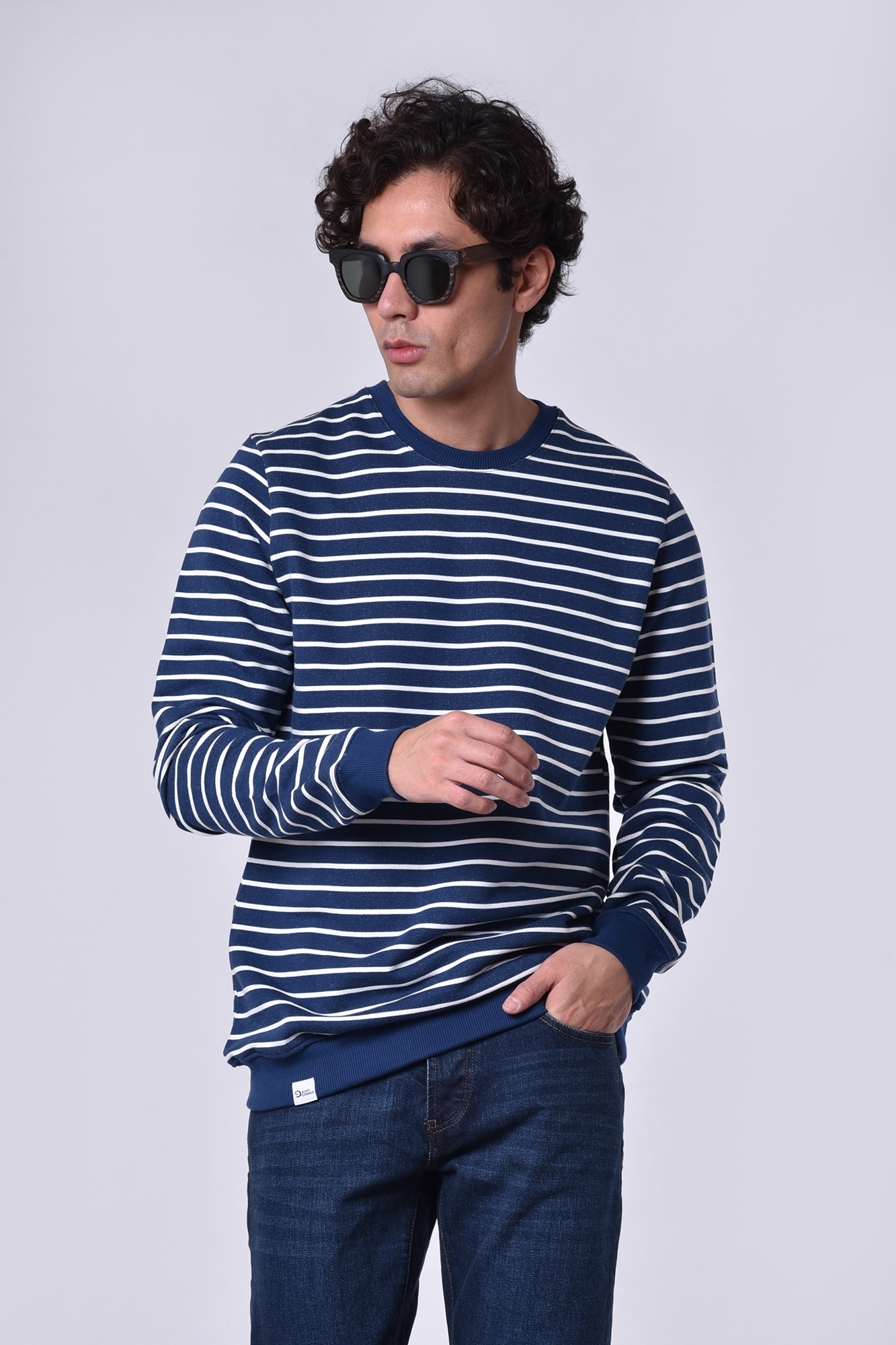 سوئیشرت راه راه