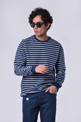 سوئیشرت راه راه