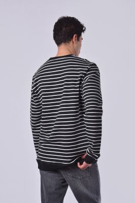 سوئیشرت راه راه