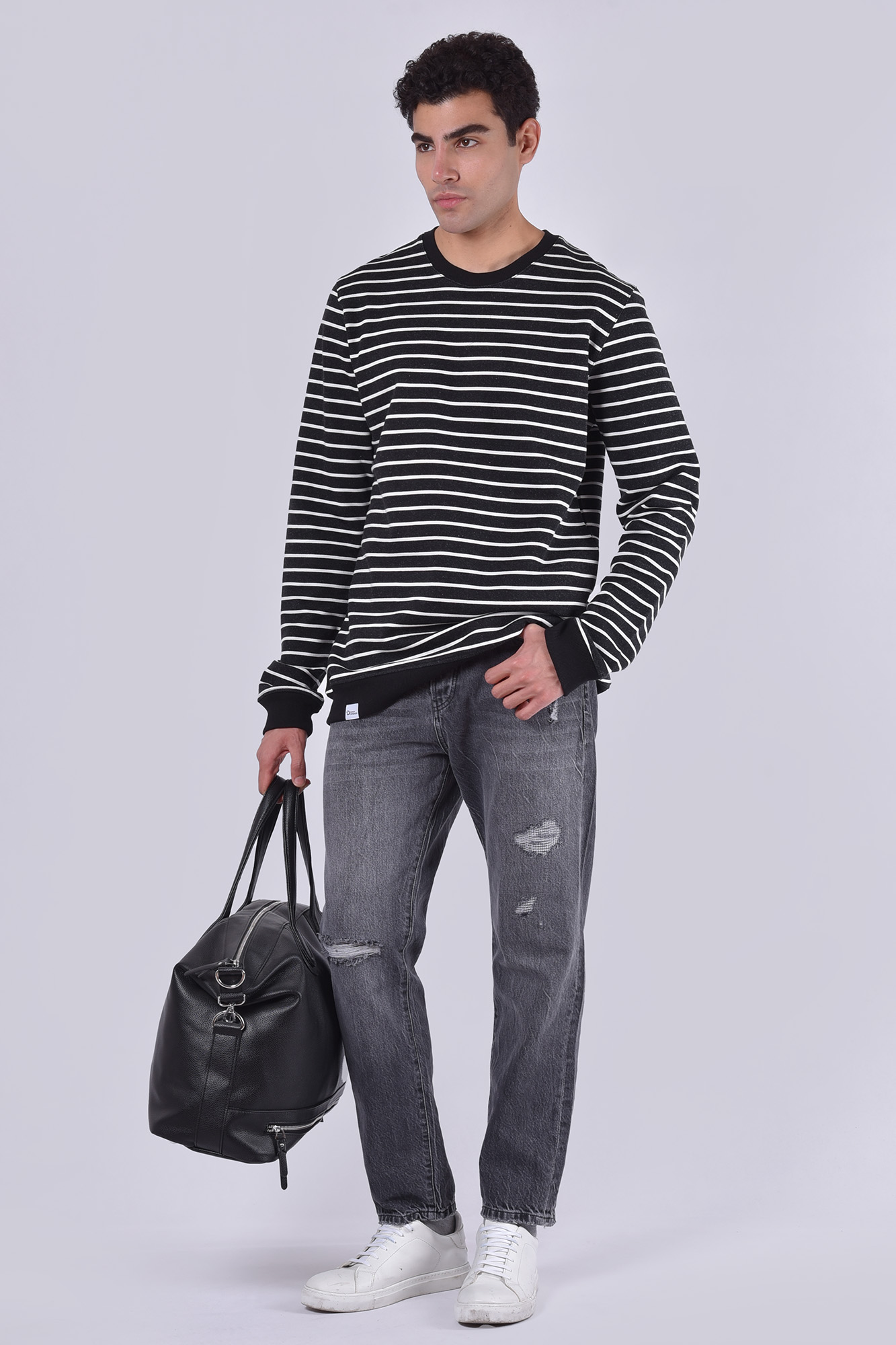 سوئیشرت راه راه