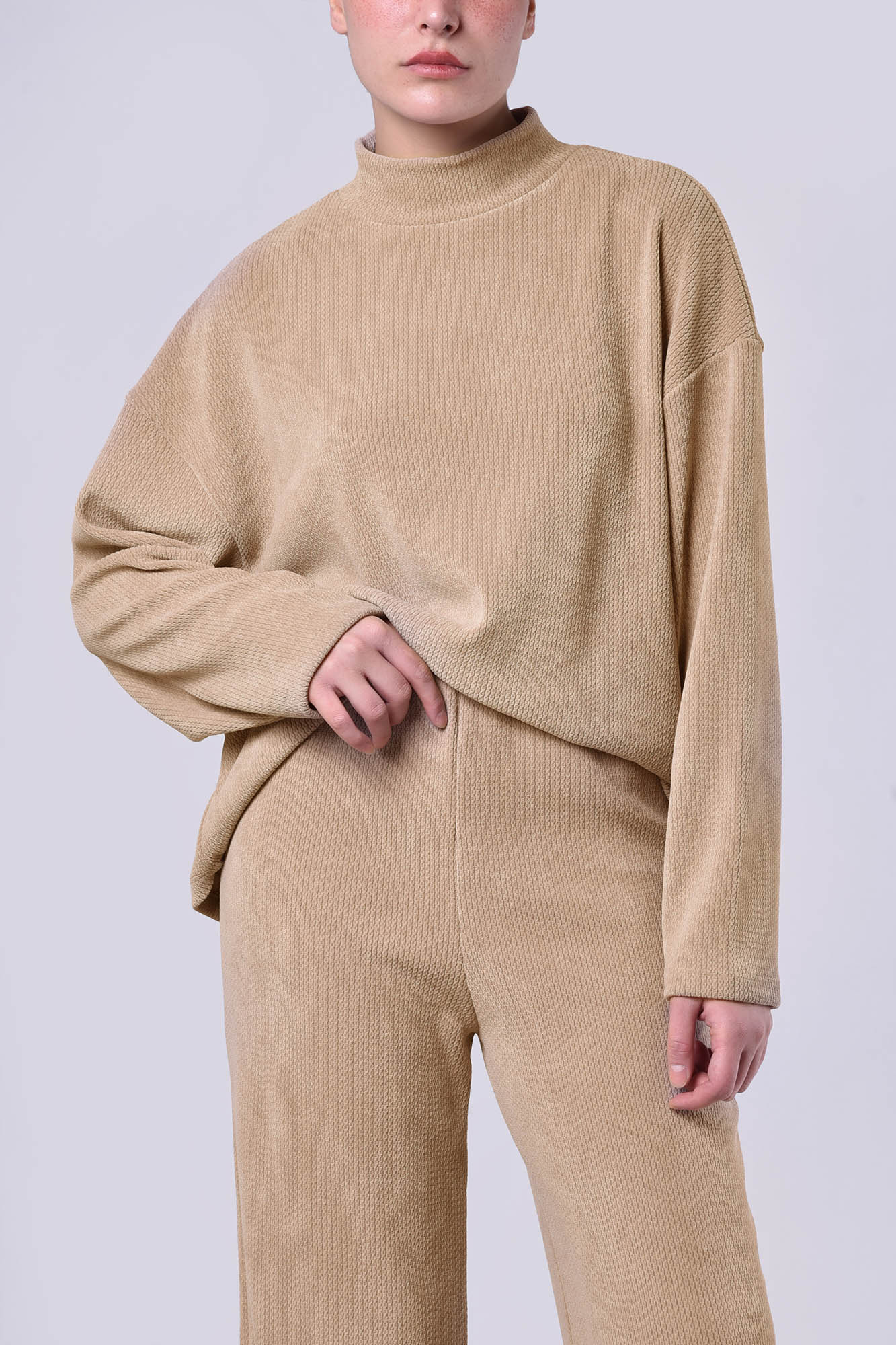 تیشرت آستین بلند مخمل