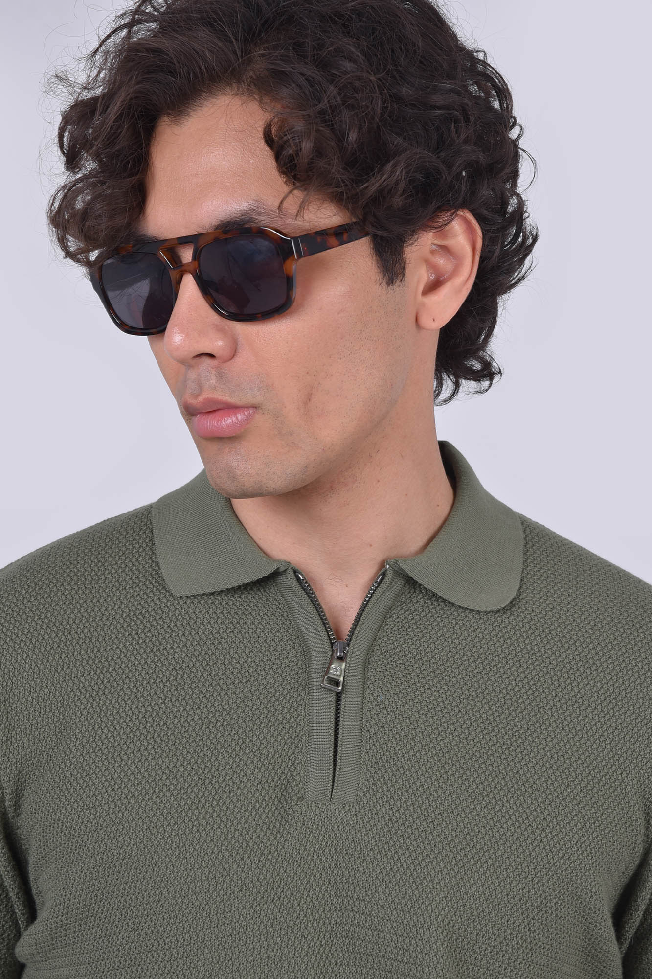 پلوشرت آستین کوتاه ساده