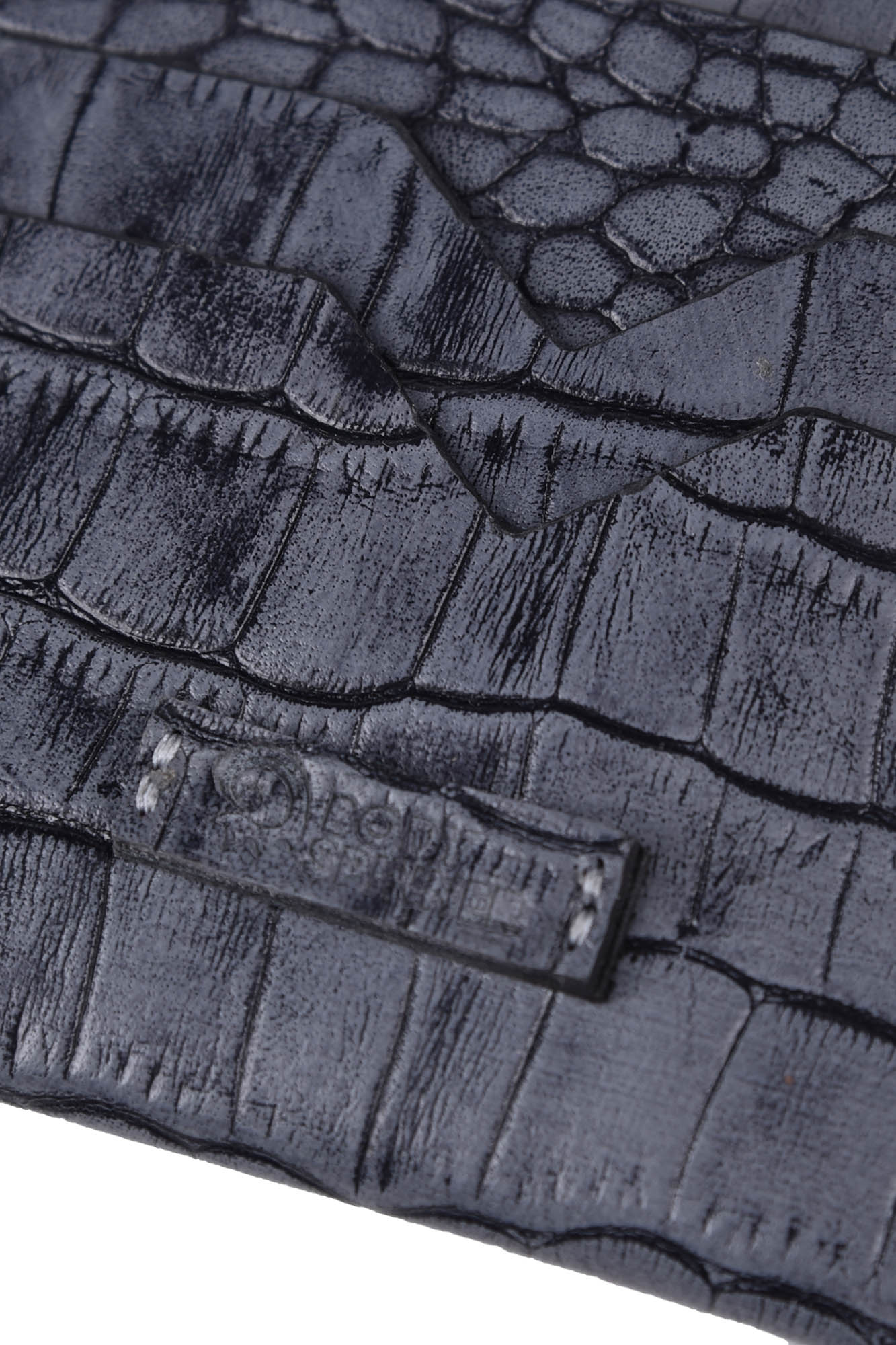 جاکارتی چرم