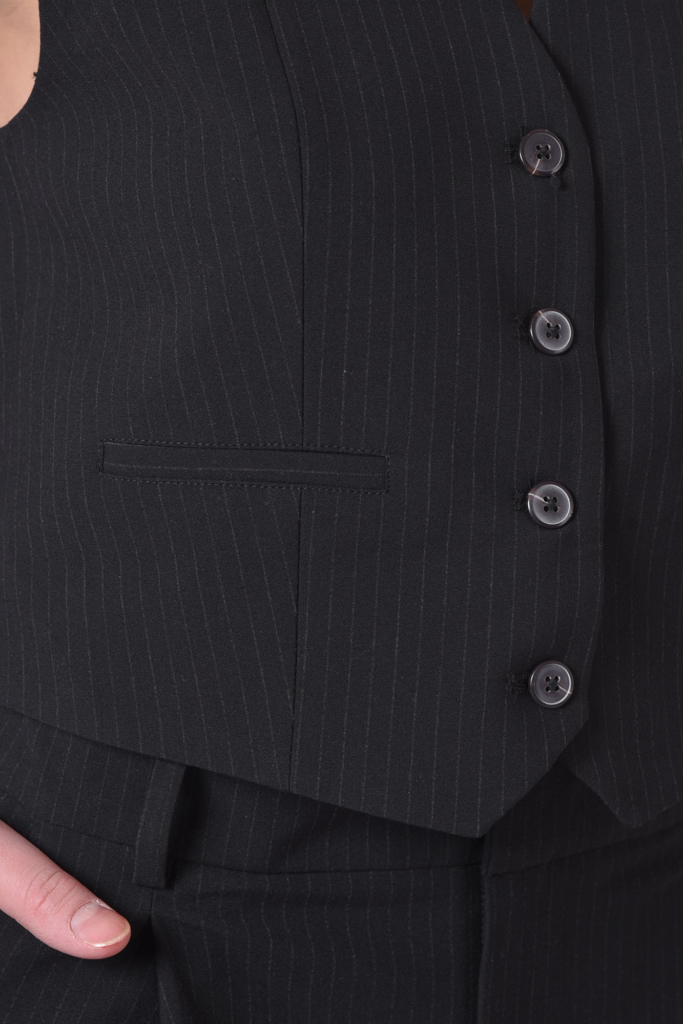 وست کوتاه راه راه