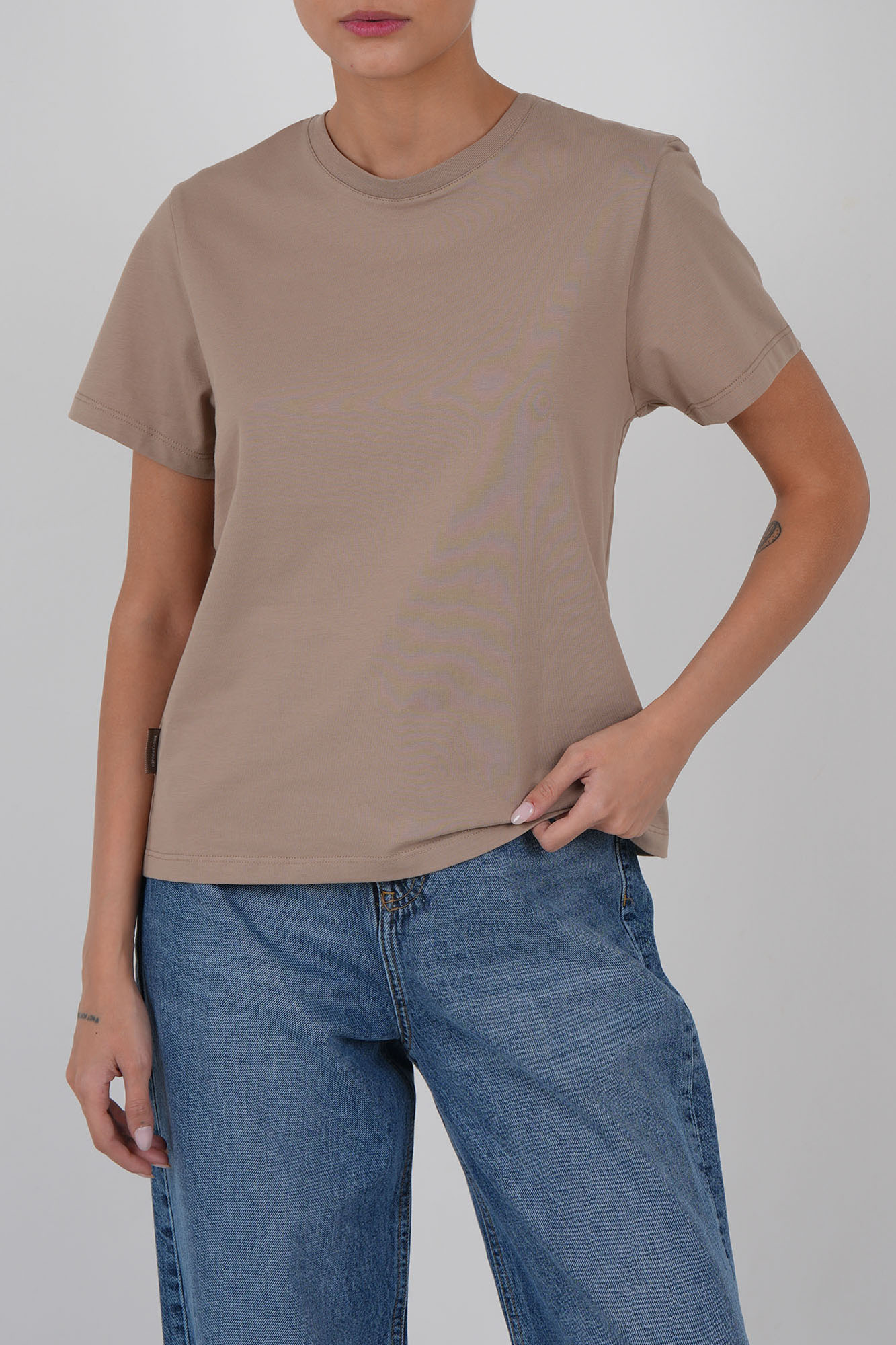 تیشرت آستین کوتاه بیسیک