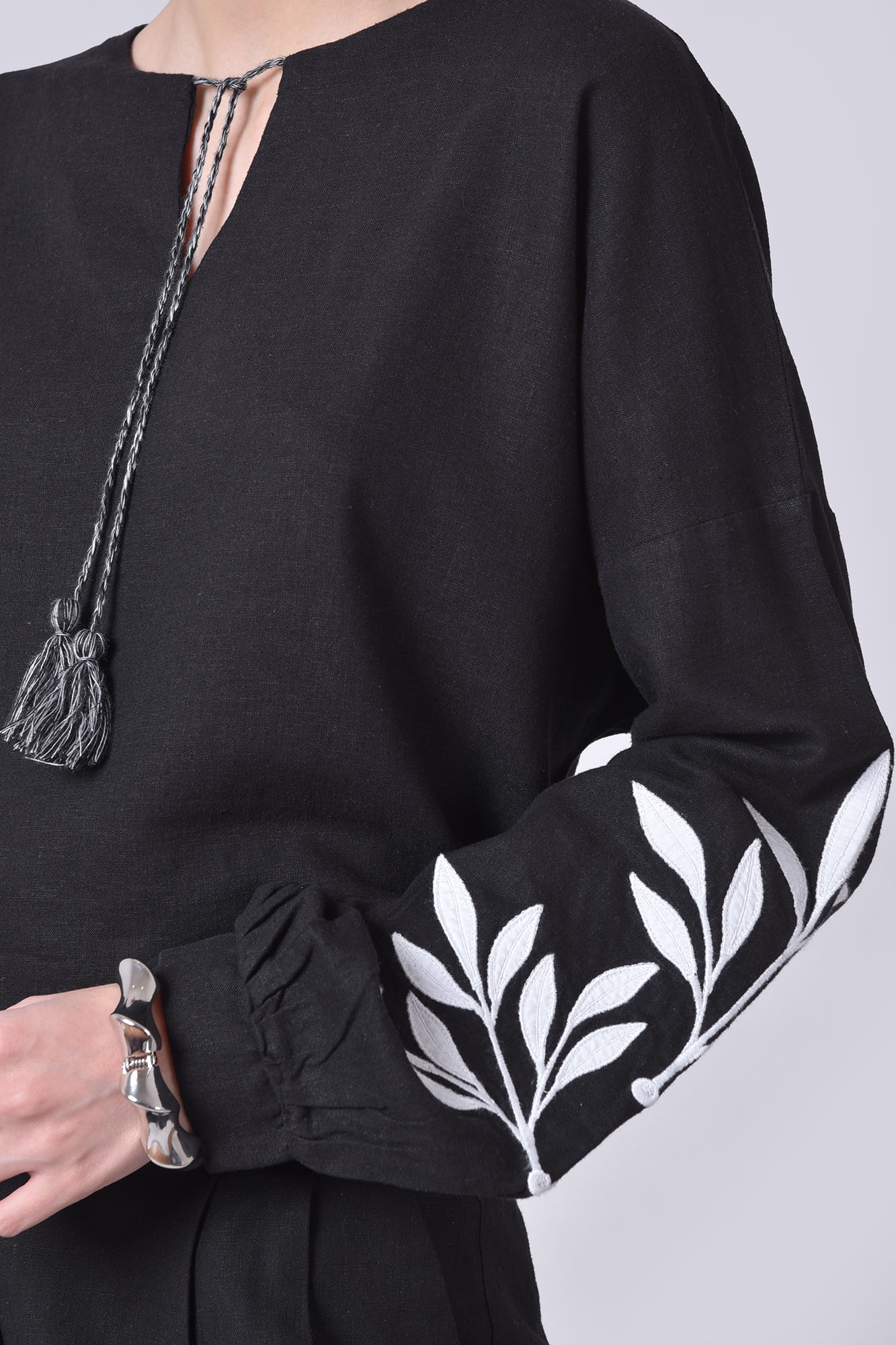 بلوز آستین بلند گلدوزی