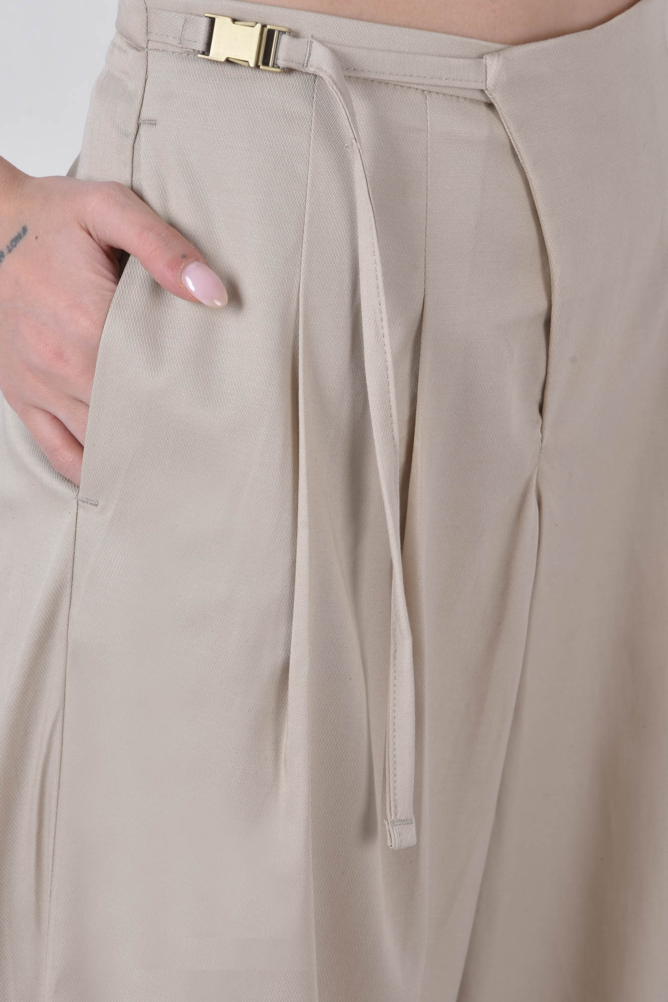 شلوار پارچه ای ساده