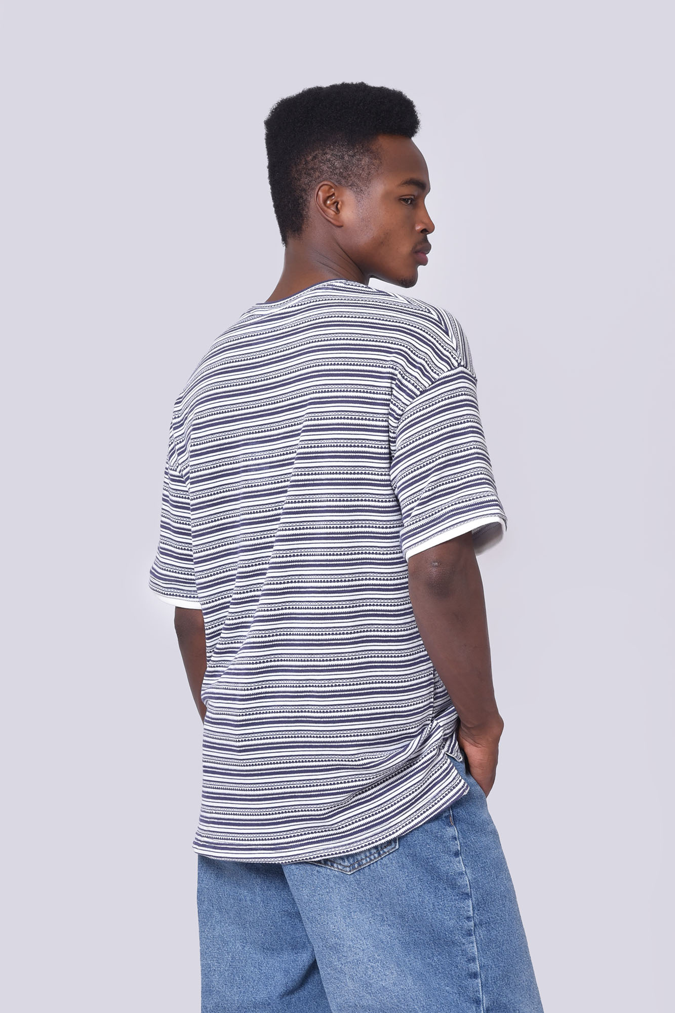 تیشرت آستین کوتاه طرحدار