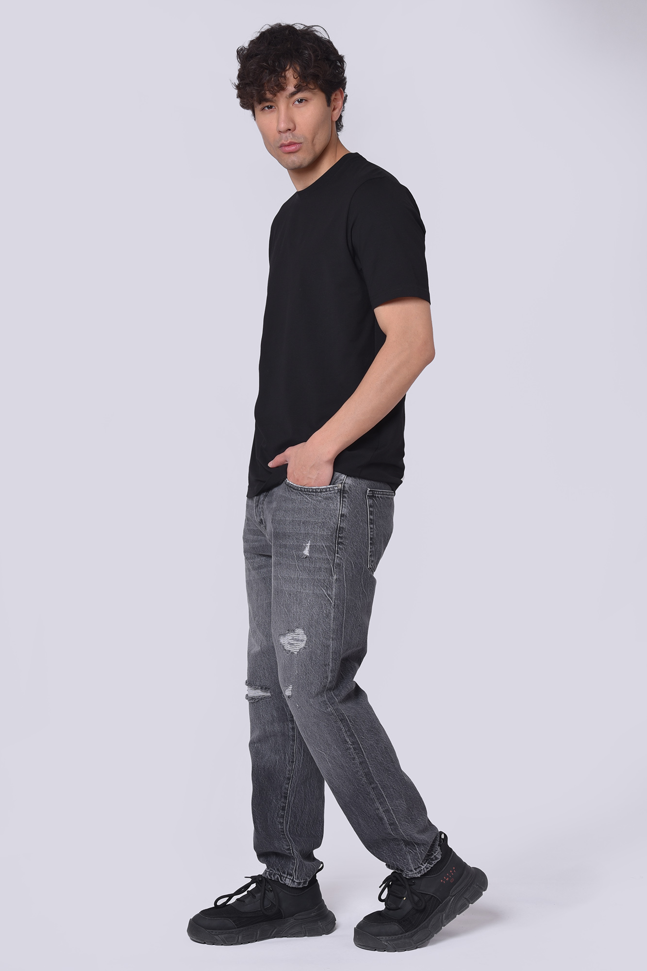 تیشرت آستین کوتاه یقه گرد بیسیک