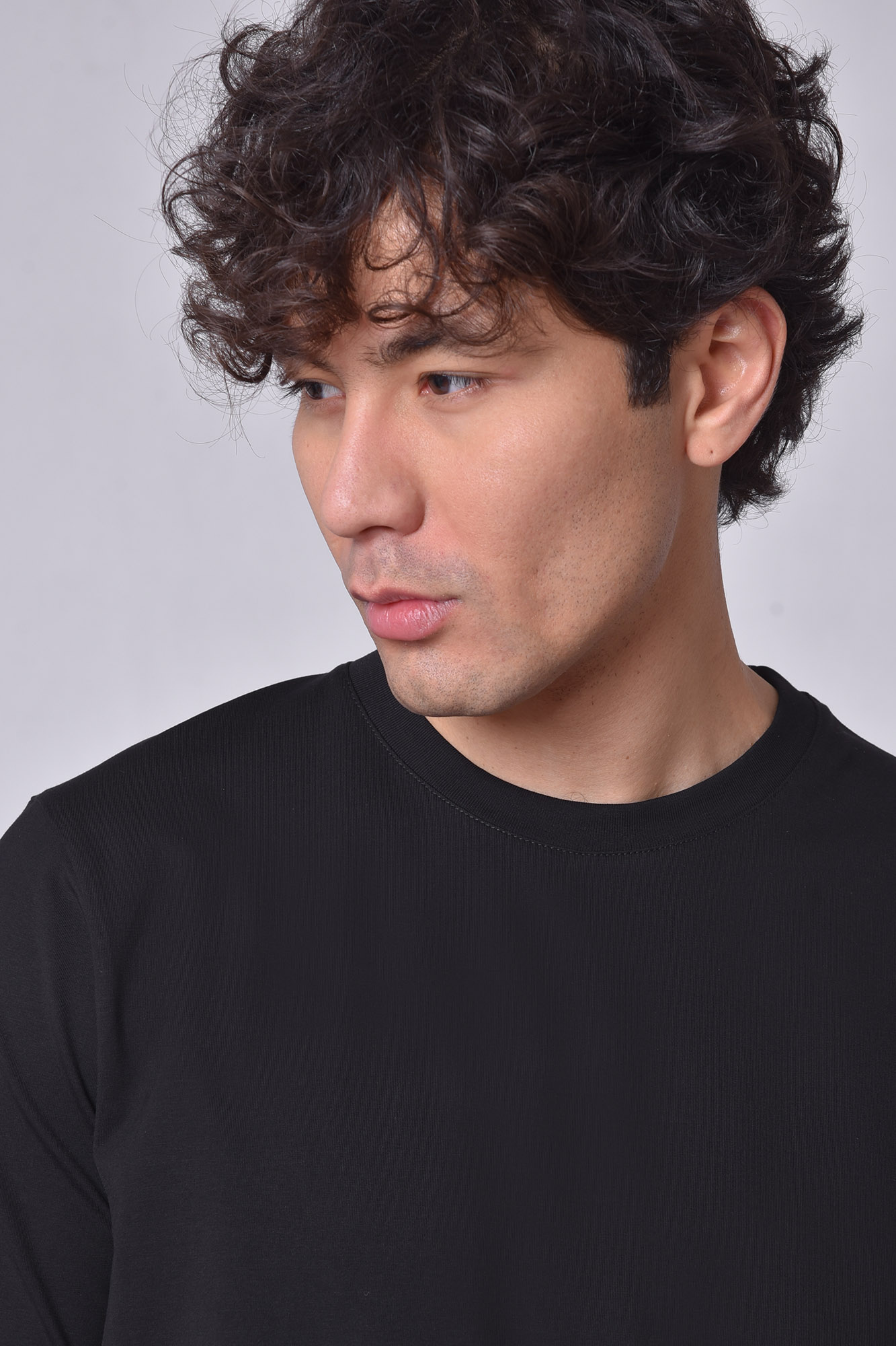 تیشرت آستین کوتاه یقه گرد بیسیک