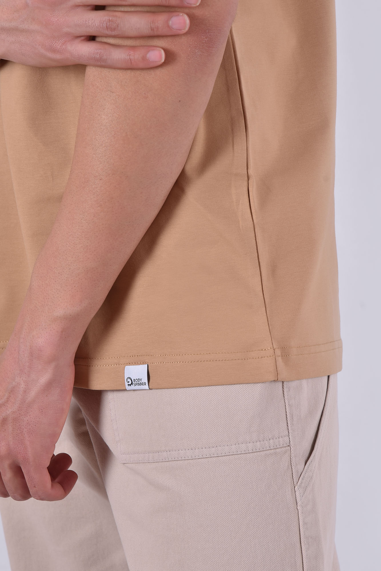 تیشرت آستین کوتاه یقه گرد بیسیک