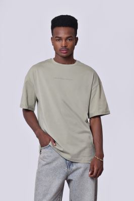 تیشرت آستین کوتاه چاپ و گلدوزی