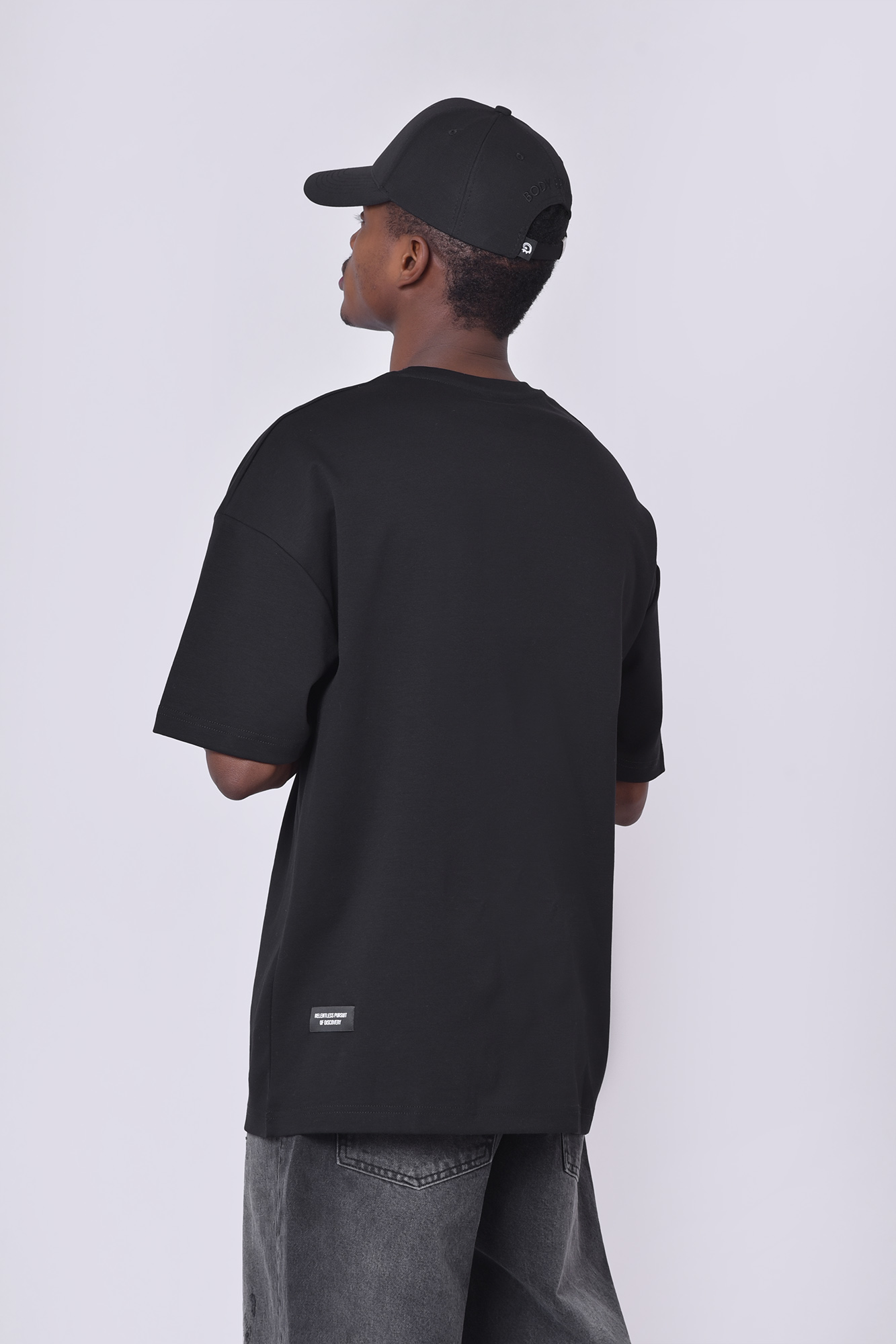 تیشرت آستین کوتاه گلدوزی