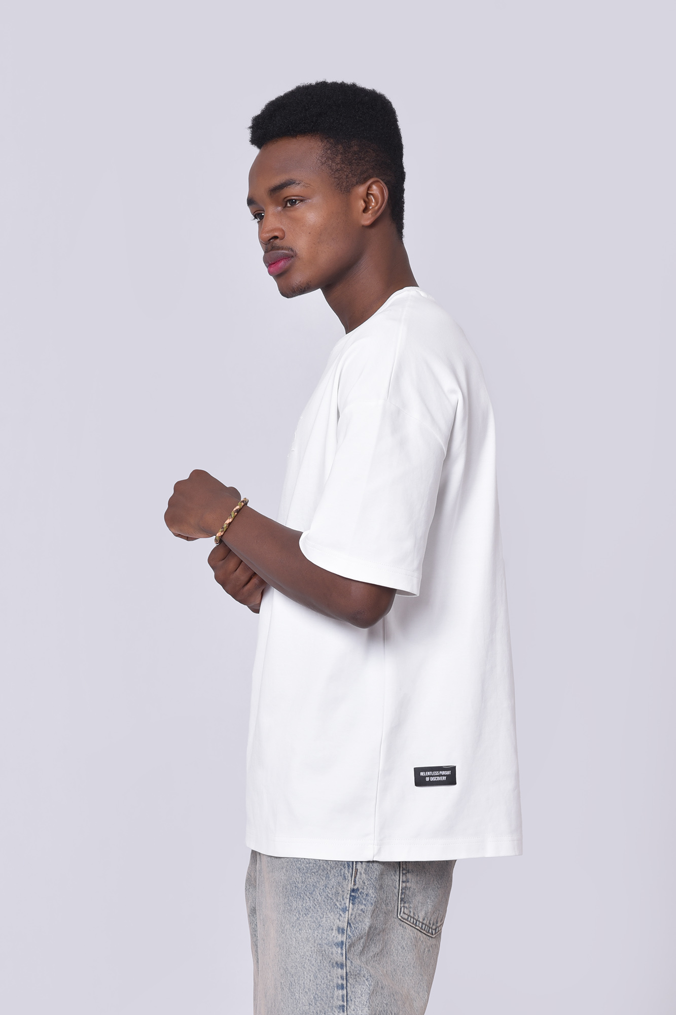 تیشرت آستین کوتاه گلدوزی